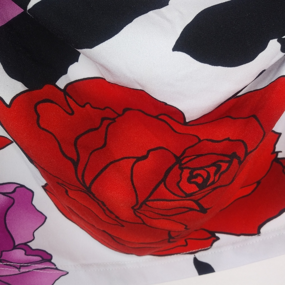 mds M Red Pink Roses Stretch Top - Picture 3 of 6